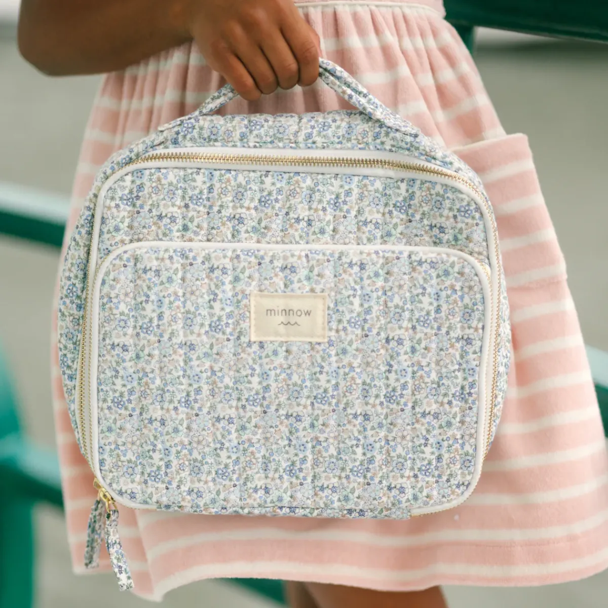 minnow Lunchbox Slate Floral Online